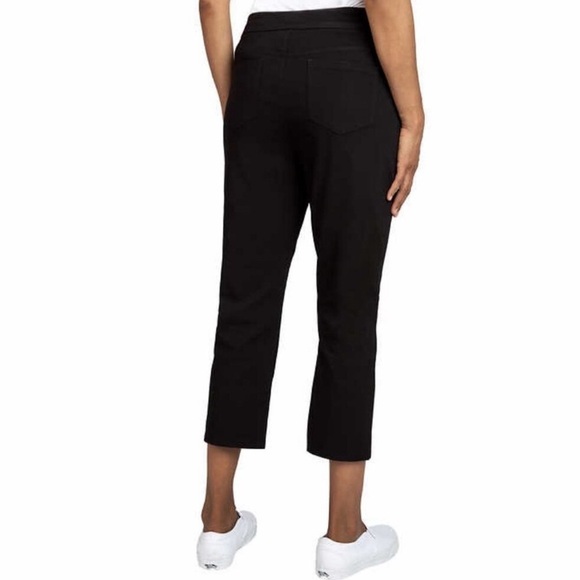 Mario Serrani Ladies' Pull-On Capri - Picture 3 of 6